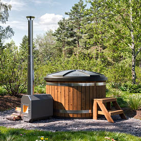 Classic Hot Tub -kylpytynnyri